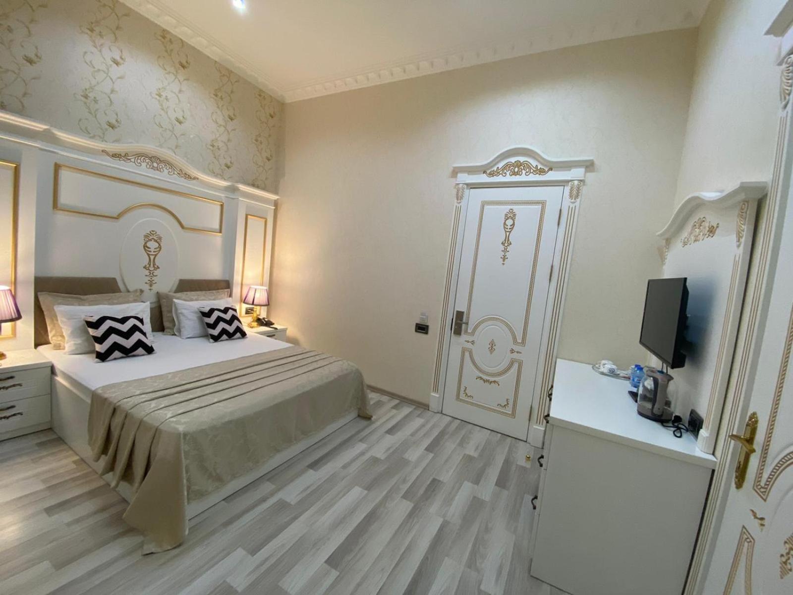 White Boutique Nizami Hotel Baku Pokoj fotografie